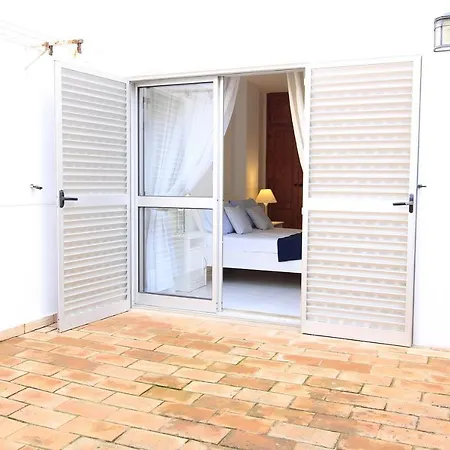 Apartment Ocean View By Homing *