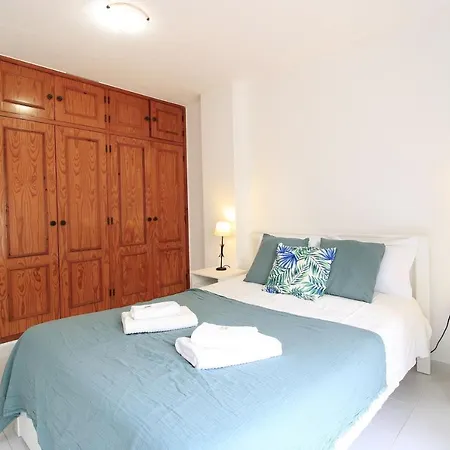 Ocean View By Homing דירה *